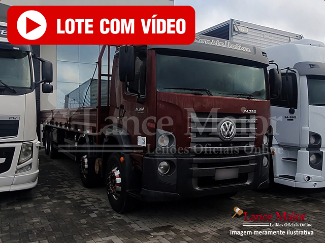 LOTE 005 - VOLKSWAGEN 24-280 Bitruck 2015