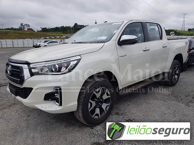 LOTE 030 - TOYOTA HILUX CD SRX 4X4 2.8 TDI 2020