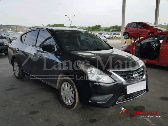 LOTE 039 - NISSAN VERSA SV 1.6 16V 2016