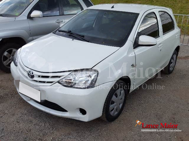 LOTE 022 - TOYOTA ETIOS X 1.3 16V 2016