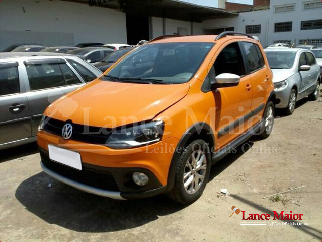 LOTE 039 - Volkswagen CrossFox 1.6 16v MSI 2015