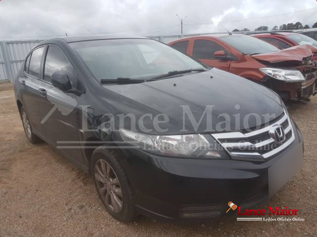 LOTE 002 - HONDA CITY LX 1.5 16V 2013