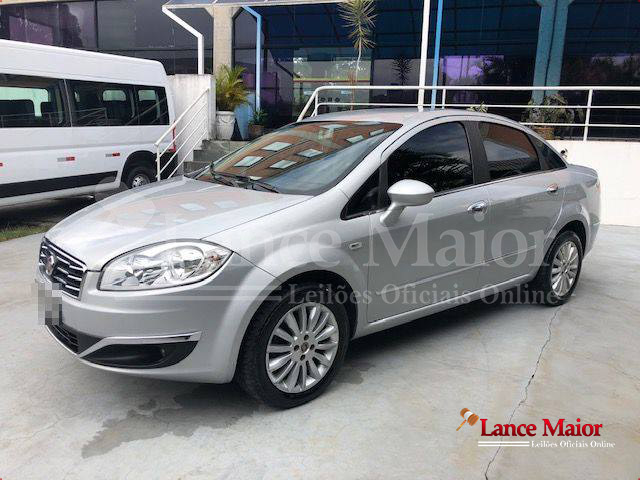 LOTE 014 - Fiat Linea Blackmotion 1.8 16V Dualogic 2016