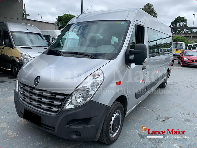 LOTE 013 - Renault  Master L3H2 16 lugares 2017