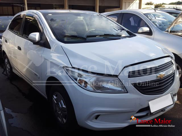 LOTE 012 - CHEVROLET ONIX LS 1.0 2015