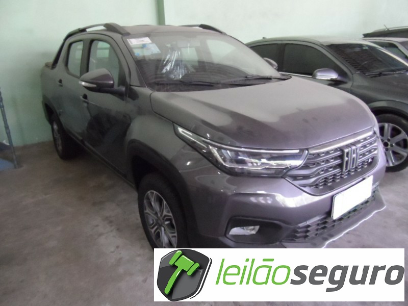 LOTE 001 - FIAT STRADA VOLCANO 13CD 2021