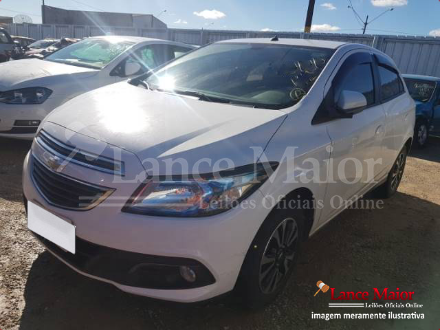 LOTE 021 - CHEVROLET ONIX 1.4 LTZ SPE/4 2015