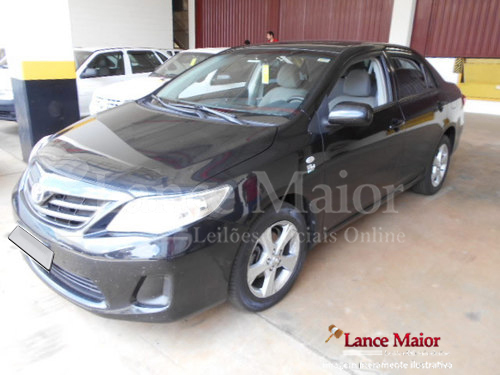 LOTE 025 - Toyota Corolla Sedan 1.8 2012