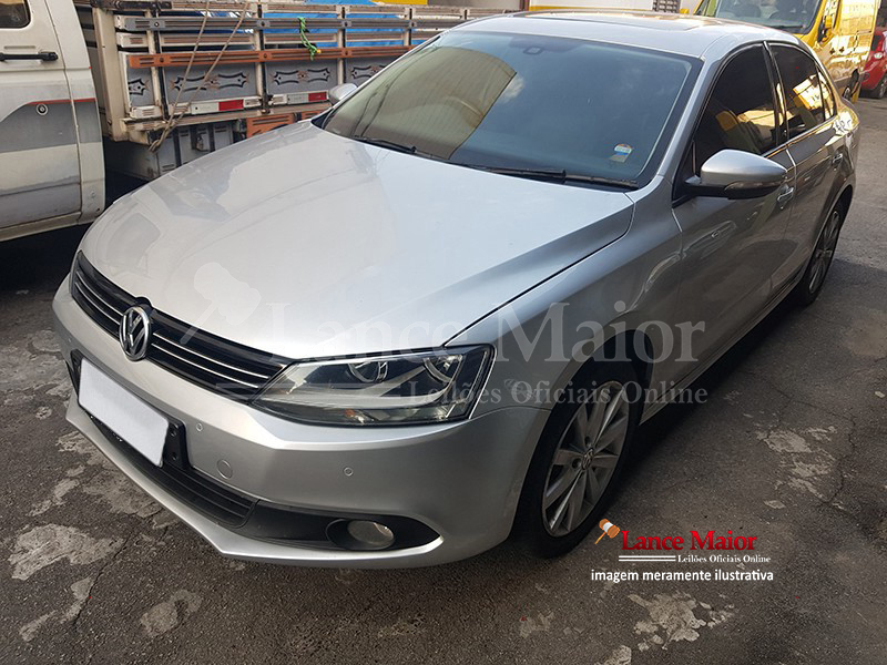 LOTE 037 - Jetta 2.0 Total Flex 8V TTiptronic 2012