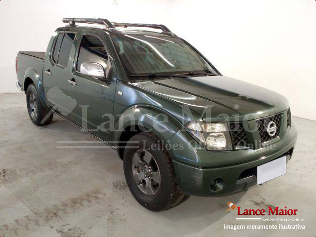 LOTE 034 - Nissan Frontier 2.5 TD CD 4x2 SV Attack 2014