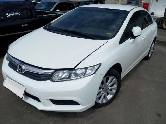 LOTE 025 - Honda New Civic LXR 2.0 i-VTEC (Aut) 2014