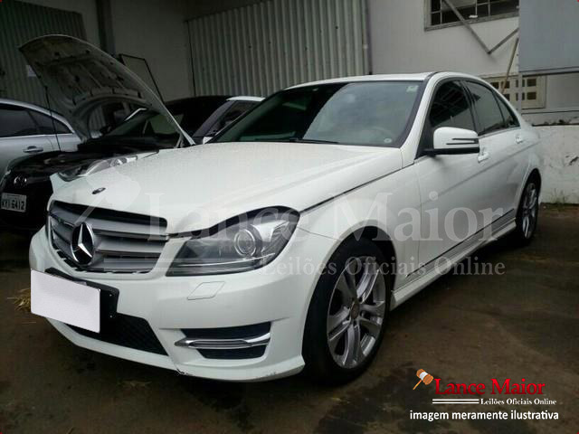 LOTE 021 -  Mercedez-Benz C180 Sport Vision 2014