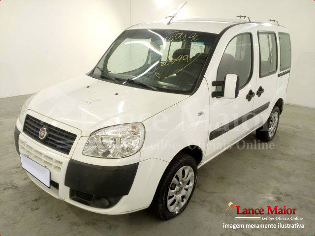 LOTE 017 - Fiat Doblo 1.4 8V 2011