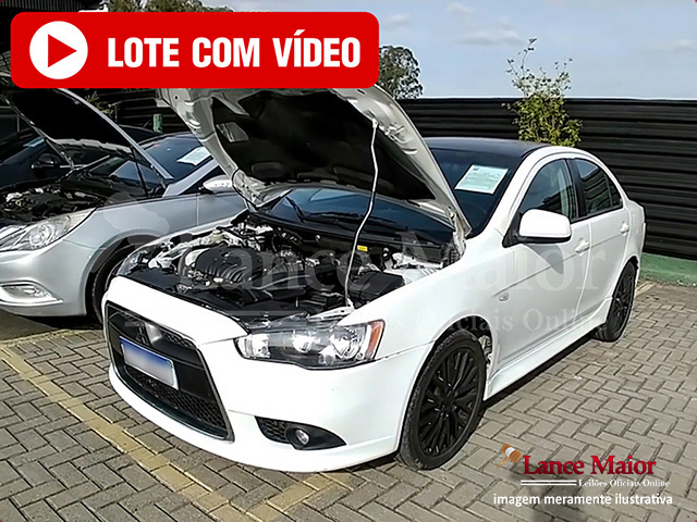 LOTE 013 - Mitsubishi Lancer 2.0 CVT 2015